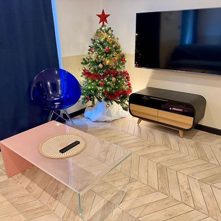 Roma Divine Home Cinema Et Jardin 尼姆 外观 照片